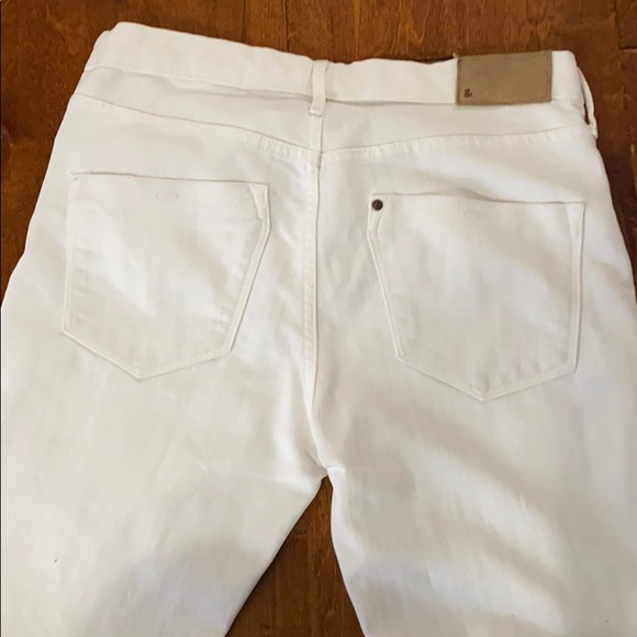White distressed jeans - Picture 6 of 6